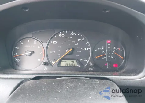 2000 Honda Odyssey Ex z USA, uszkodzony, nr VIN 2HKRL1863YH502965